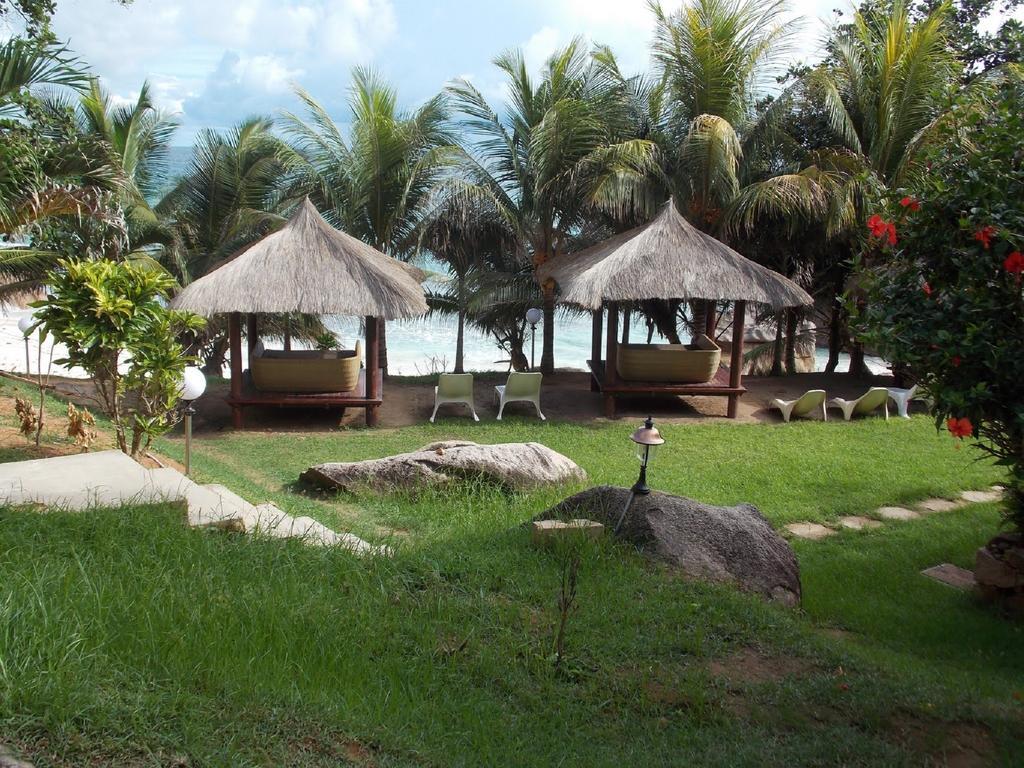 Patatran Village Hotel La Digue Exterior photo